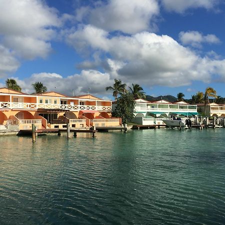 Antigua Chiama Italia Villas Jolly Harbour ภายนอก รูปภาพ