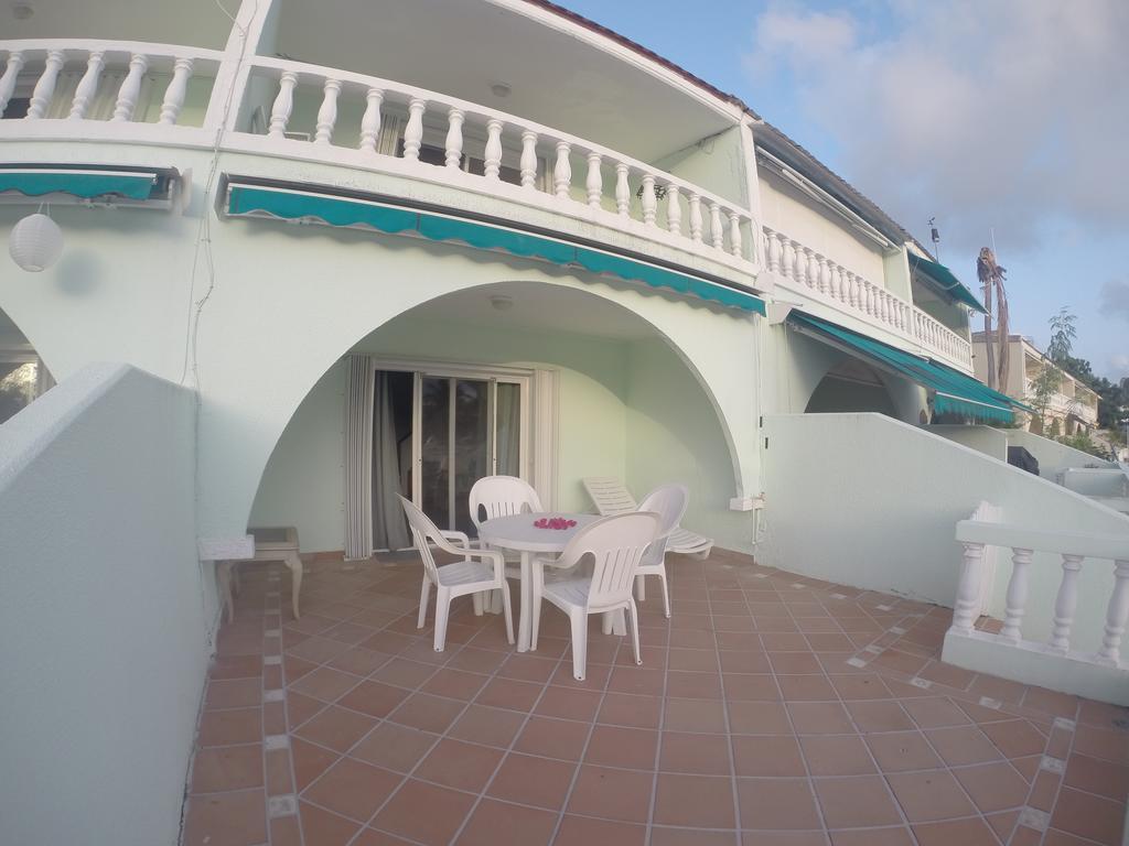 Antigua Chiama Italia Villas Jolly Harbour ภายนอก รูปภาพ